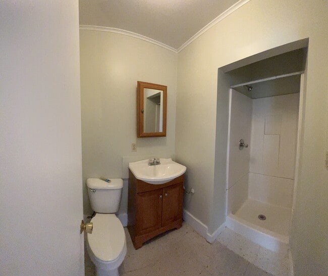 Photo - 21 Loomis St
