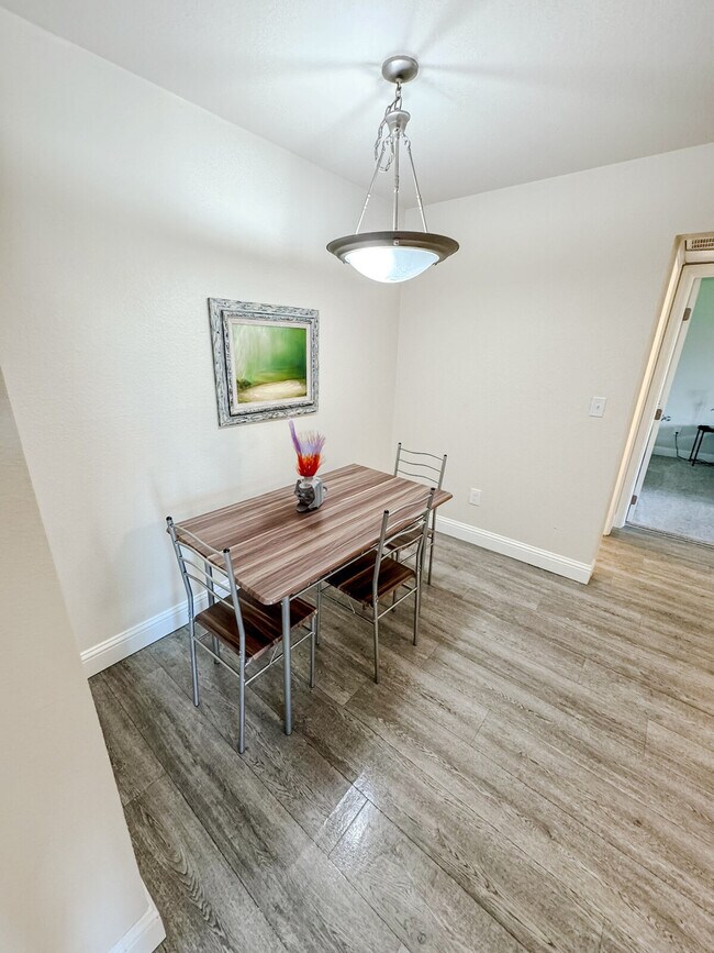 Photo - 12701 N Pennsylvania Ave Unidad ID1058680P