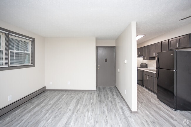 1BR, 1BA