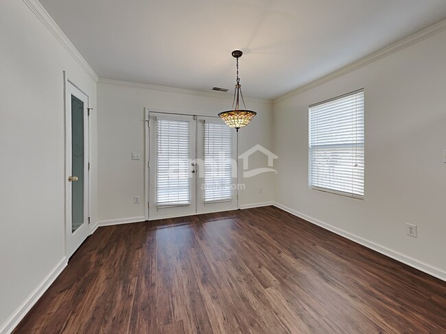 Photo - 4477 Westhill Pl