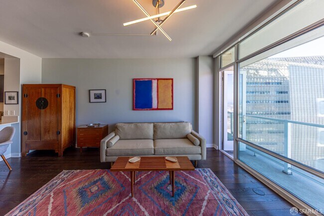 Photo - 1160 Mission St