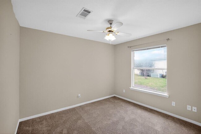 Photo - 3001 Parker Dr