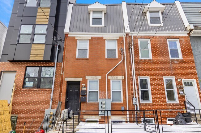 Photo - 2148 N Franklin St