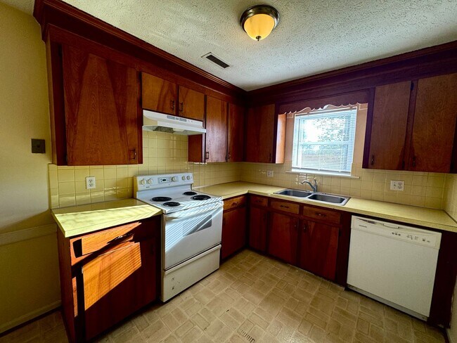 Photo - 2600 Anthony Pl Unit Apt. A