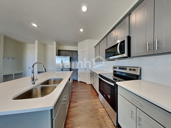 Photo - 3921 Wyedale Wy