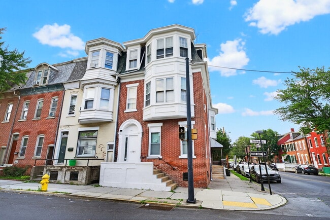 Building Photo - 1101 W Turner St Unit 3 Rental