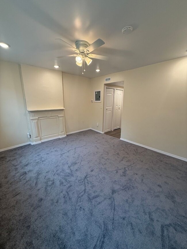 Photo - 186 N Miller St Unit 1