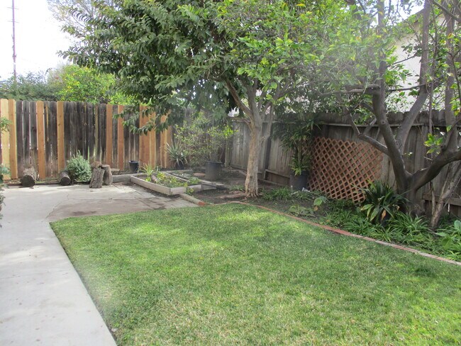 Photo - 22008 Lemarsh St