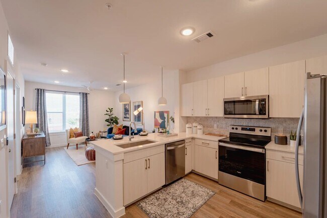 Photo - 6324 N Lamar Blvd Unit 104