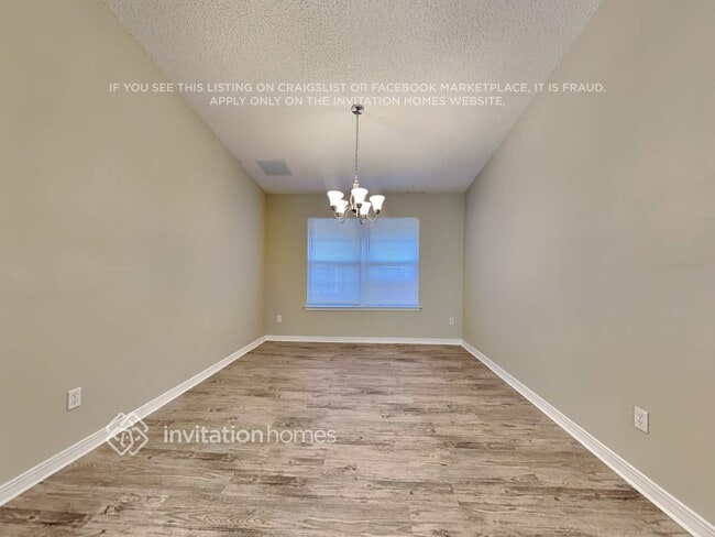 Photo - 6322 Ironside Dr N