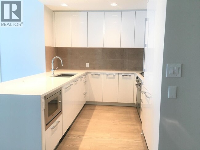 Photo - 3563 Ross Drive Unit 633