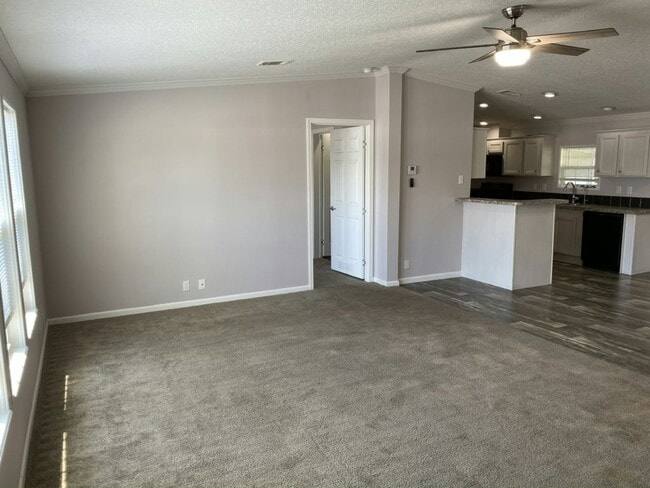 Photo - 517 Remann Rd