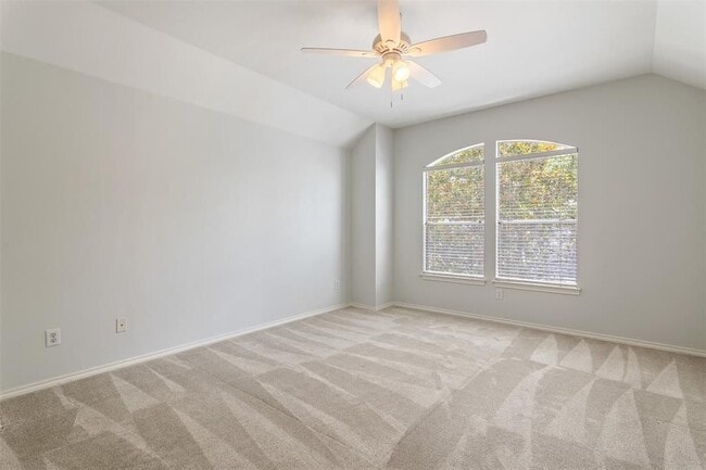 Photo - 1809 Genesee St