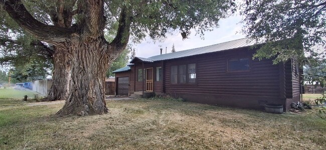 Building Photo - 711 N Boulevard St Rental