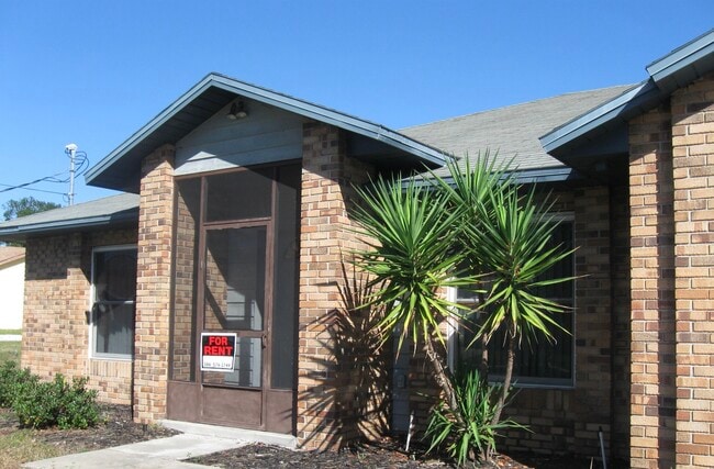 Photo - 1371 Melshire Ave