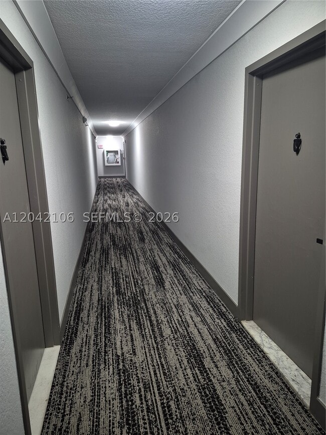Photo - 16565 NE 26th Ave Unit 2E
