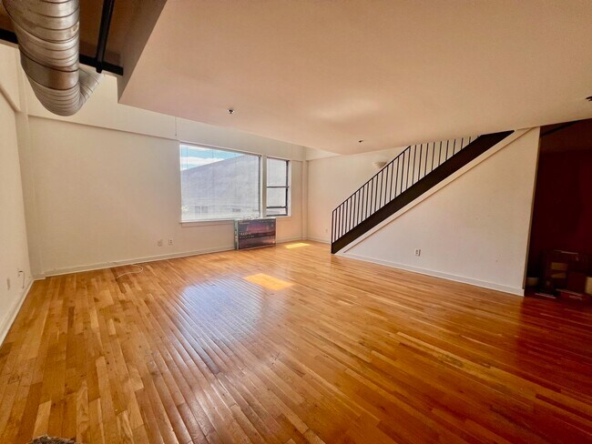 Building Photo - 505 4th St Unit 412 Rental