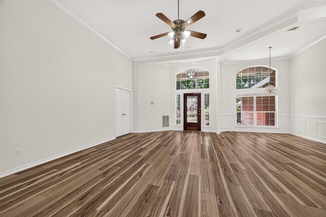 2314 Carriage Run E