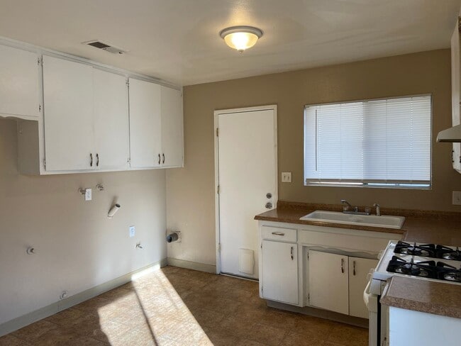 Photo - 1800 Orange St Unit 1800-A