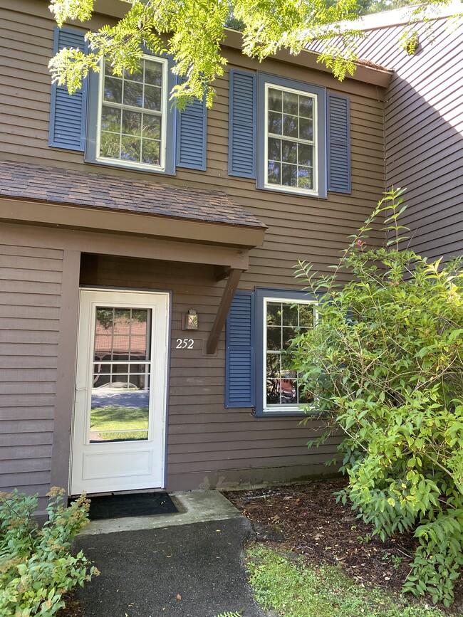 Photo - 252 Twin Oaks Ter Condo Unit 252