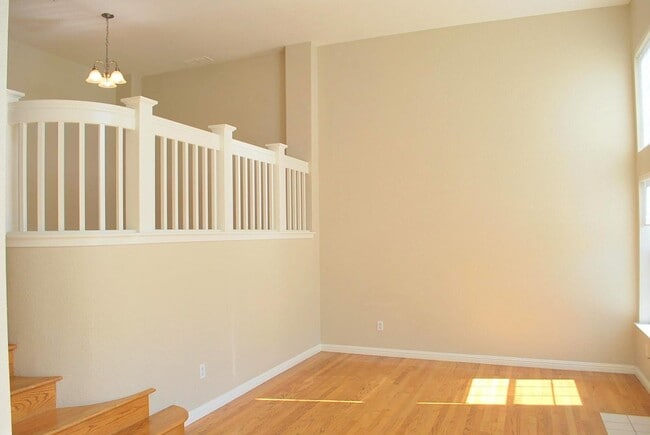 Photo - Sharp & Contemporary Townhouse in Beautiful Danville!