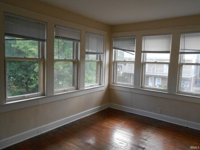 1308 Atwater Ave