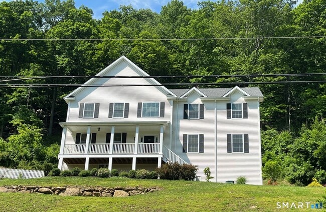 Building Photo - 71 Ledges Rd
