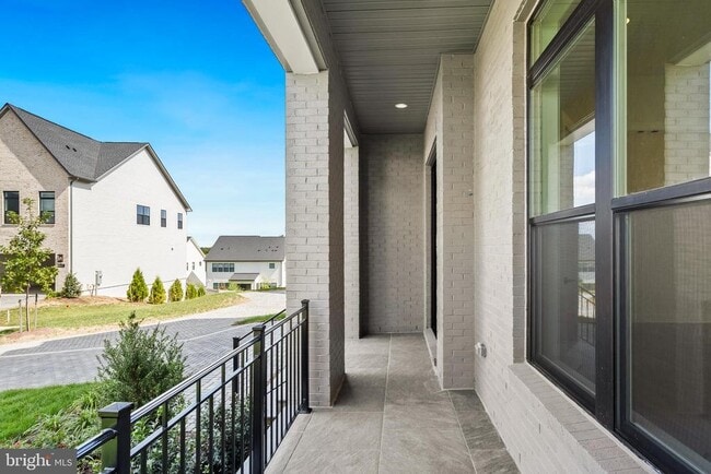 Photo - 841 N Manchester St