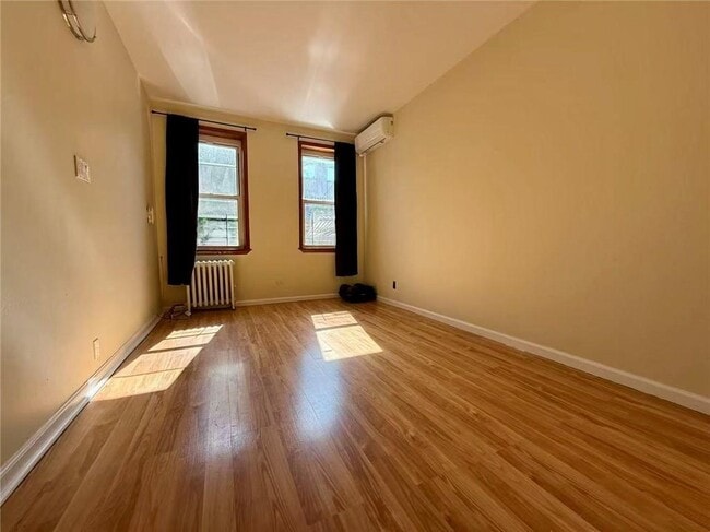 2066 62nd St Unit 1R