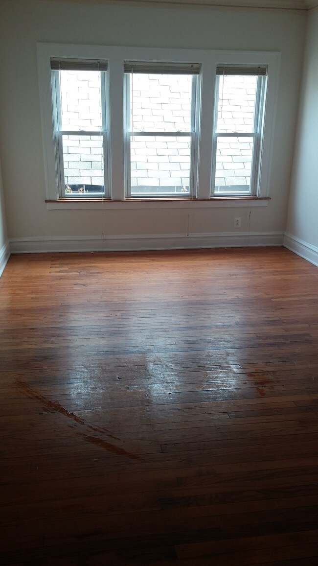 Photo - 6813 S. Peoria Street