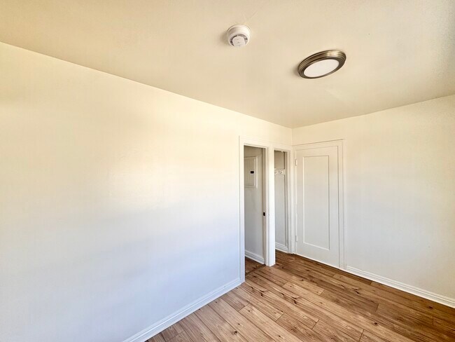 Photo - 1415 N Hobart Blvd Unit 1/8