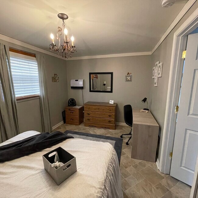 Photo - 220 Pearson Dr Unidad Peaceful and Private