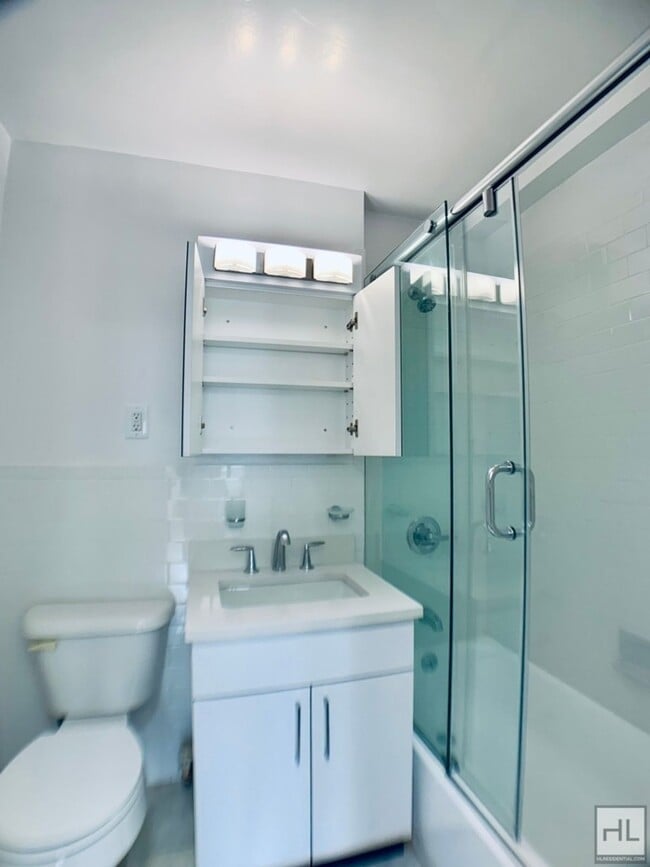 Photo - BEEKMAN PLACE Unit 7C