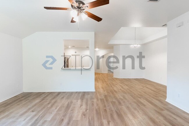 Photo - 232 Strawberry Blonde Dr