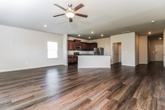 Photo - 108 Brook Dr
