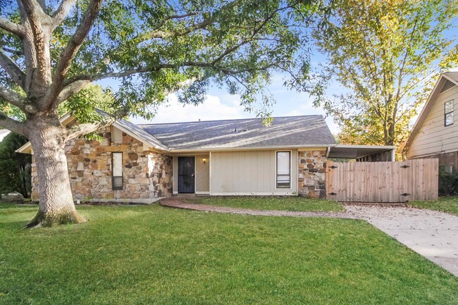 Photo - 6885 Silver Hill Ln House