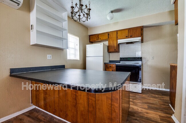 Photo - 316 Overlook Dr