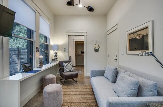 Photo - 54 Lynn St Unit 1