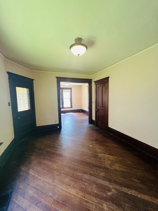 Photo - 710 E Davenport St