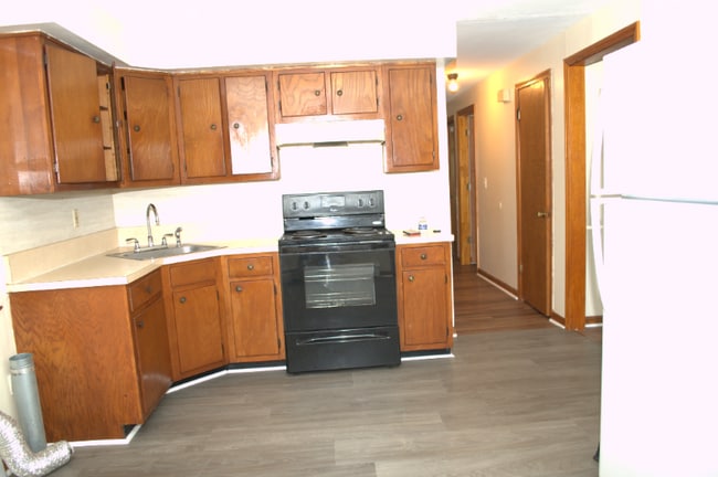 Photo - 12 Maple Ave Unit #2