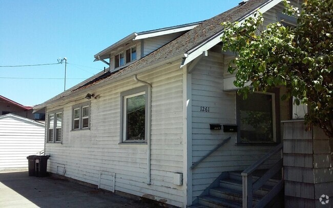 Building Photo - 1261wa Unit 1261 Rental