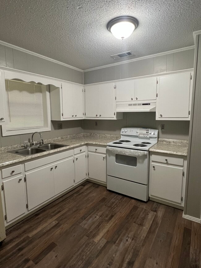 Photo - 3984 Liberty Rd