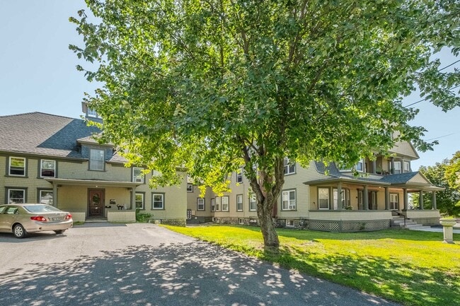 Lombard Estate