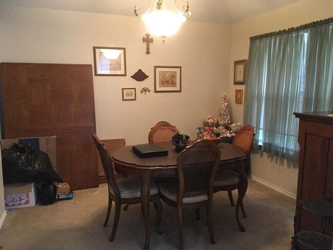 Photo - 2805 Berry Way