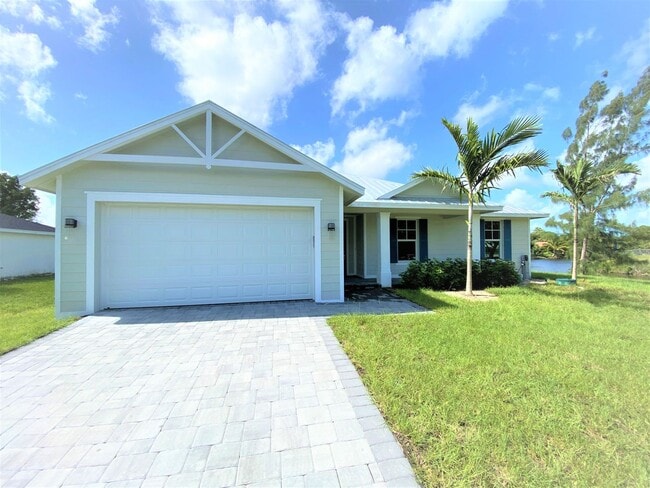 ** GOLDEN GATE ** 4 BED / 2 BATH - SINGLE ... - ** GOLDEN GATE ** 4 BED / 2 BATH - SINGLE ...