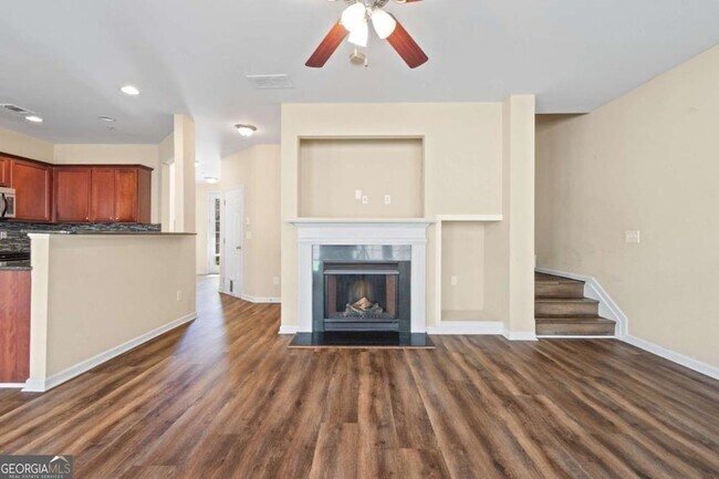 Photo - 3323 Castleberry Rd