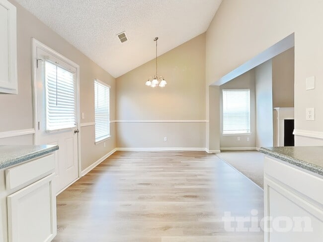 Photo - 240 Kings Cove