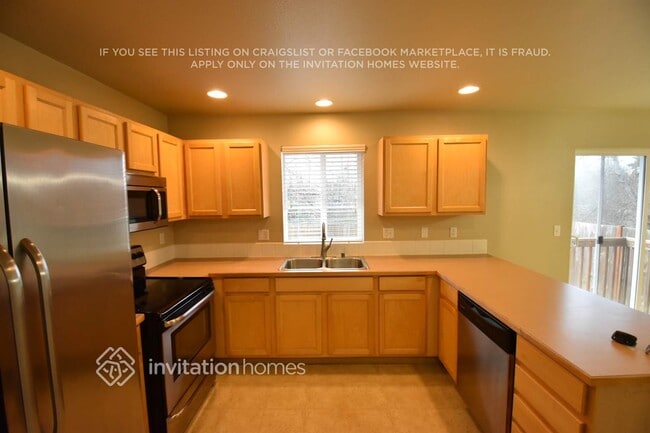 Photo - 17612 72nd Ave E