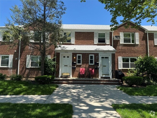 Building Photo - 75-17 255th St Unit GV51G7-1 Rental