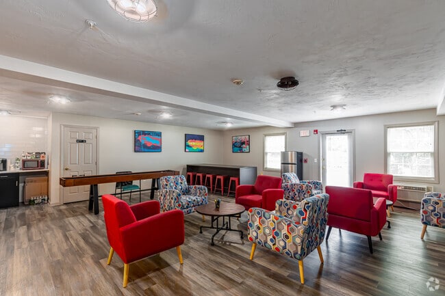 Community Room - University Crossing Apartments